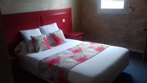 Hotel H�tel Le Saint Pierre � St-pierre de Chignac En P�rigord