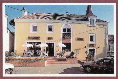 Hotel H�tel Le Saint Pierre � St-pierre de Chignac En P�rigord