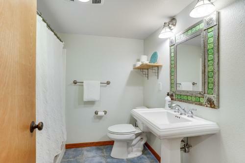 Brilliant & Spacious Home By Historic Train Depot