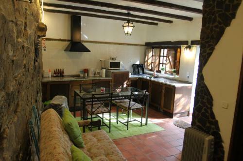 Casa Em Xisto Na Serra Da Lous�, Gondramaz
