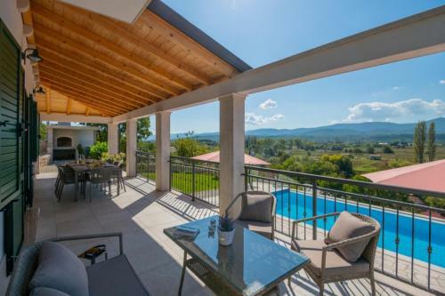 Luxury Villa Melita With Heated Pool