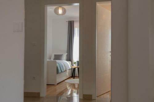 Luxury Villa Melita With Heated Pool