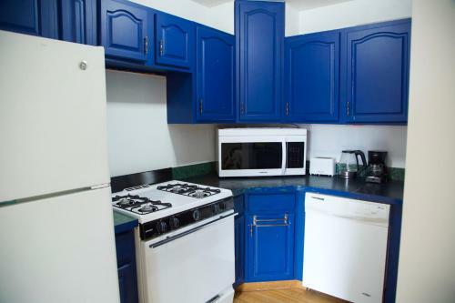Modern Brighton Room-with Balcony-5min To Beach-separate Entrance