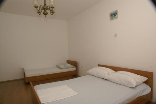 Apartments By The Sea Orij, Omis - 2810