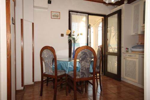 Apartments By The Sea Orij, Omis - 7534