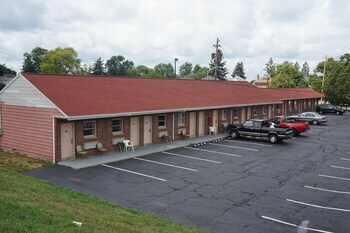 Bellevue Hotel And Suites