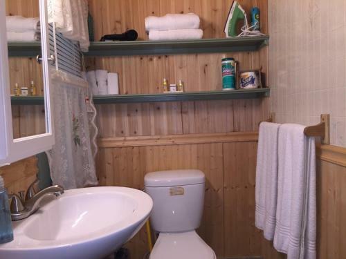 Valley Brook Cottages And Cabins