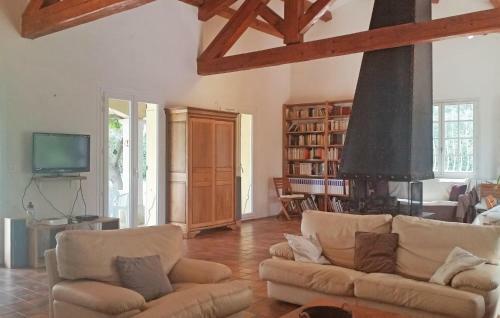 Holiday Home Chemin De La Roque