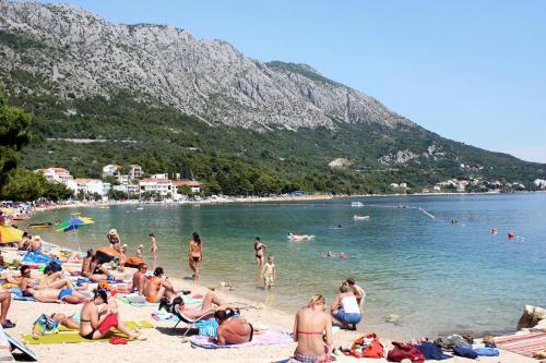 Apartments With A Parking Space Igrane, Makarska - 16878