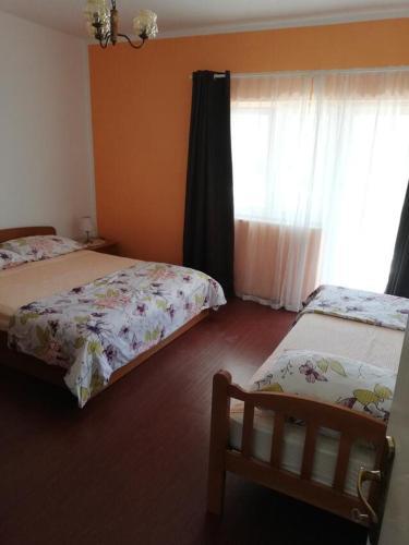 Apartments By The Sea Grebastica, Sibenik - 9695