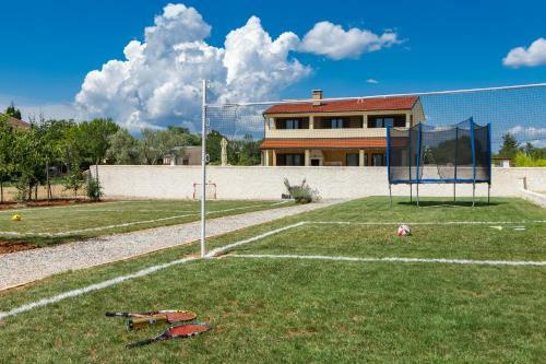 Impressive Luxury Villa With Private Heated Pool -villa Dija
