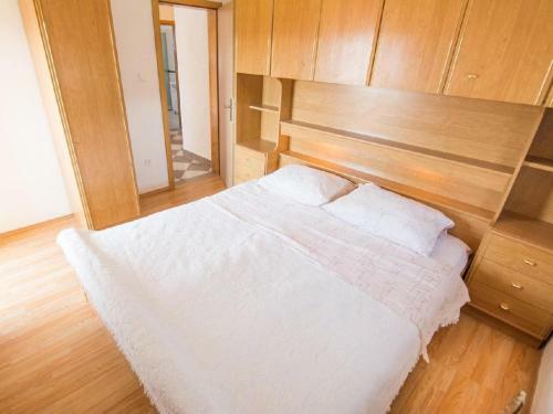 Apartamento Holiday Home Marica, Biograd