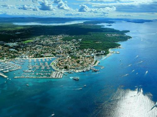 Apartamento Holiday Home Marica, Biograd