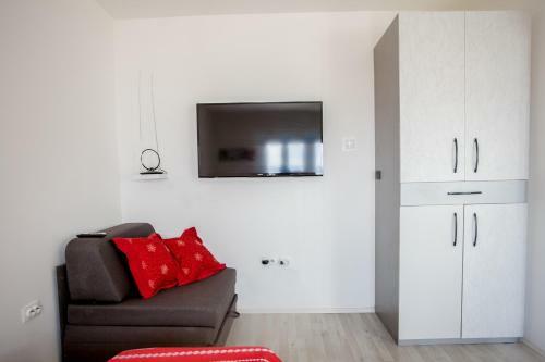 Big Group Apartment , Next To The Beach