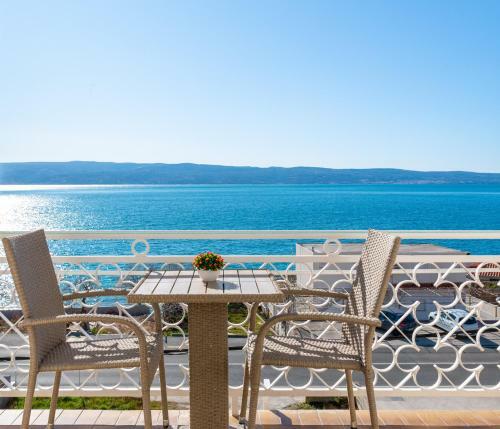 Apartments 20 Meters From The Beach