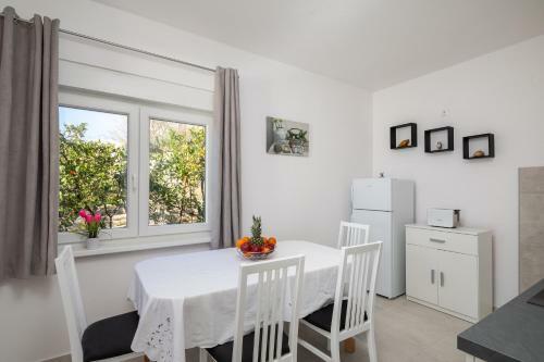 Apartments 20 Meters From The Beach
