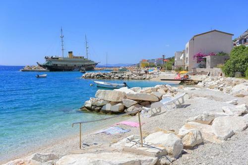 Apartments By The Sea Sumpetar, Omis - 13324