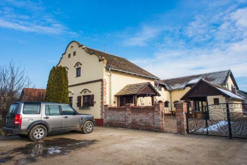 Posada Tri Mudraca Inn