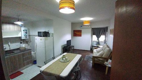 Apartamento Departamento Amplio Y Comodo Zona Centro