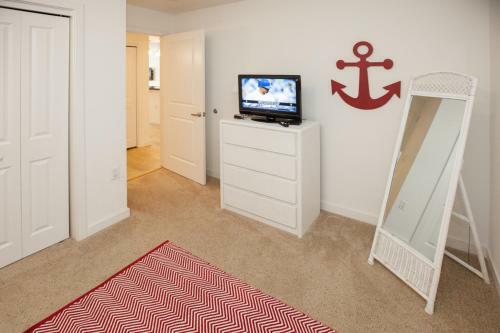 The Sanctuary - Bayview Beauty B330