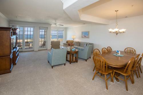 The Sandbridge Dunes - Dreamery 212