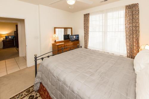 The Sandbridge Dunes - Paradise View 105