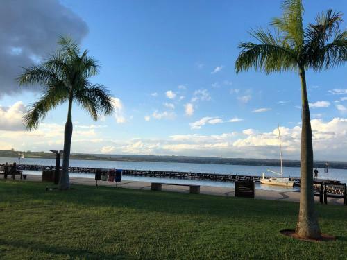 Apartamento Flat Rom�ntico � Beira Lago