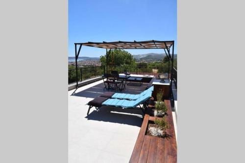 Romantic Villa Amorosa - Seaview, Private Pool, Jacuzzi