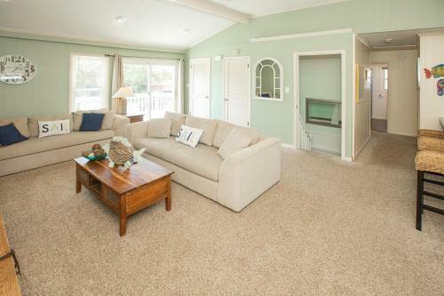 Bayside Bungalow