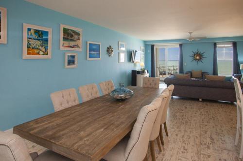 The Sanctuary - Grand Bleu A105