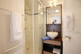 Aparthotel Appart'city Pau Idron