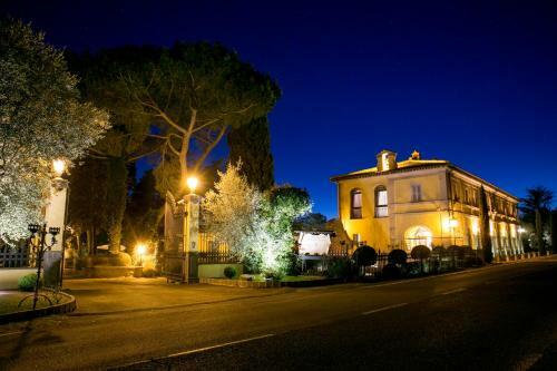 Hotel Relais Il Postiglione - Antica Posta Dei Chigi