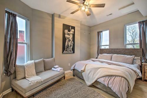 Bright Home With Backyard, 3 Miles To Downtown!