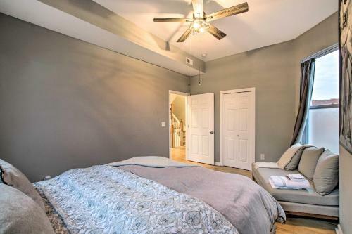 Bright Home With Backyard, 3 Miles To Downtown!