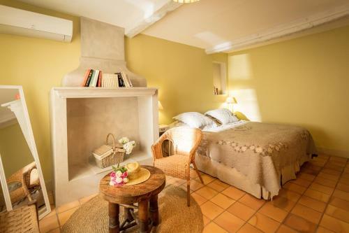 Bed & Breakfast Chambres D'h�tes Ch�teau Le Bou�s