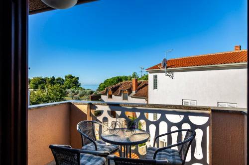 Apartment Mirela 2145