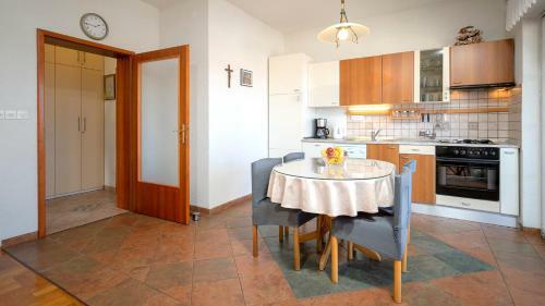 Apartment Nela Kalina