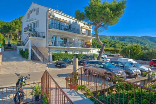 Apartments Kalina