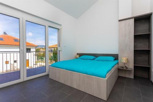 Beach Villa Oasis With Swimming Pool, Sup & Seaview