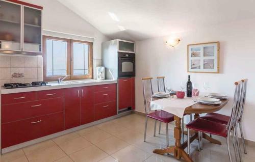 Apartment In Koromacno/istrien 33192
