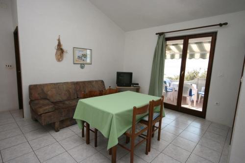 Apartments With A Parking Space Mandre, Pag - 6473