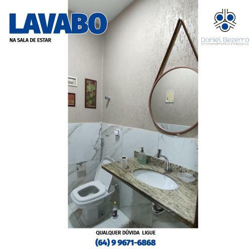 Casa Com Piscina, Churrasqueira, 3 Su�tes Com Ar Condicionado