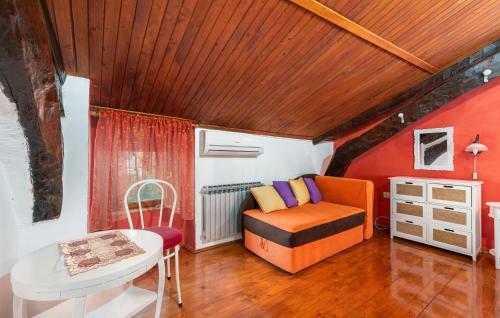 Holiday House Marina