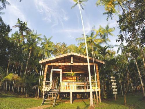 Hotel Caboclos House Eco-lodge