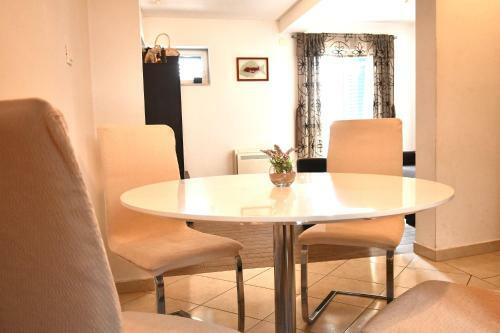 Hostal Dubrovnik Icy Guest House