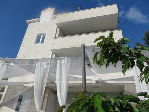 Hostal Dubrovnik Icy Guest House