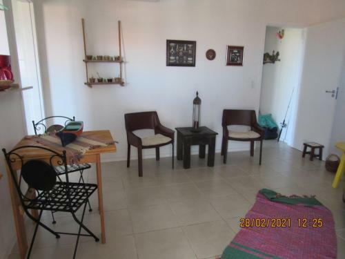 Sahy - Aldeia Dos Reis, Condado - Apartamento Quarto E Sala