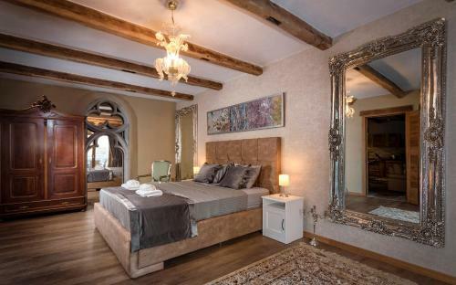 Villa Luxury Palazzo V. Pelsocz Hvar Town