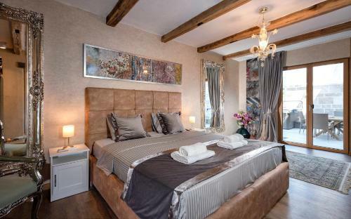 Villa Luxury Palazzo V. Pelsocz Hvar Town