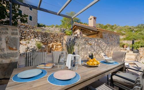 Beautiful Villa Authentic